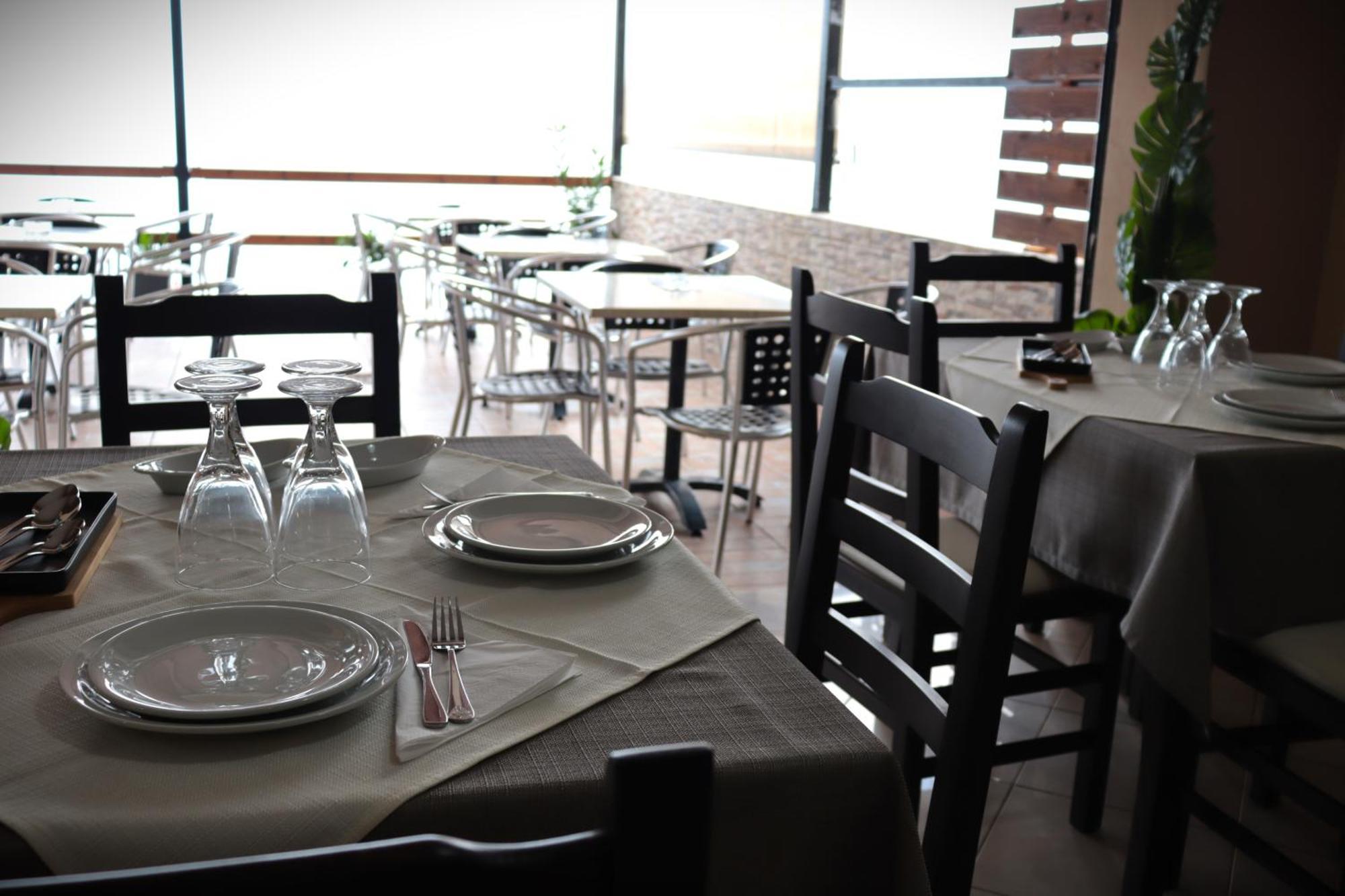 Anel Rooms Himara Kültér fotó