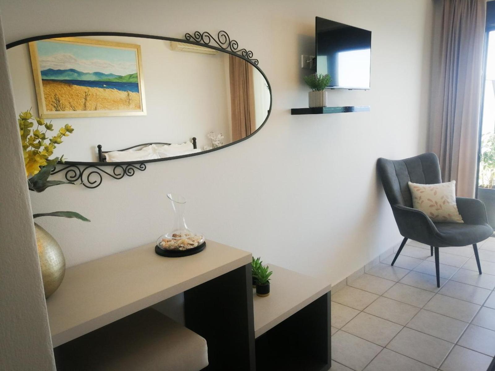 Anel Rooms Himara Kültér fotó